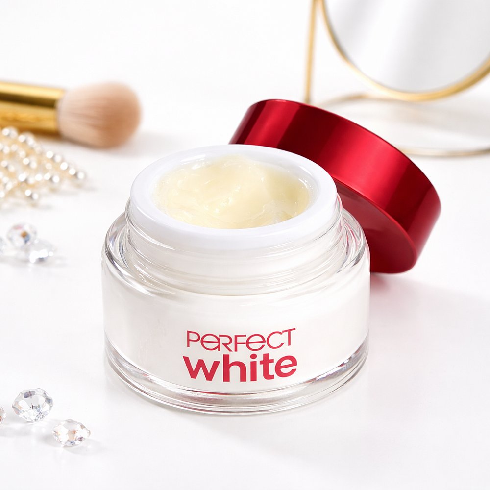 PERFECT WHITE - TREATMENT & WHITENING NIGHT CREAM